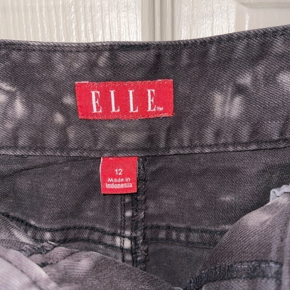 Elle Tie-Dye Bleach Denim Mini Skirt - Picture 5 of 5